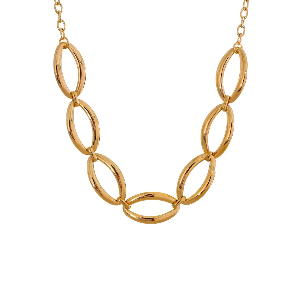 Chain and bracelet set in gold plated geometric design