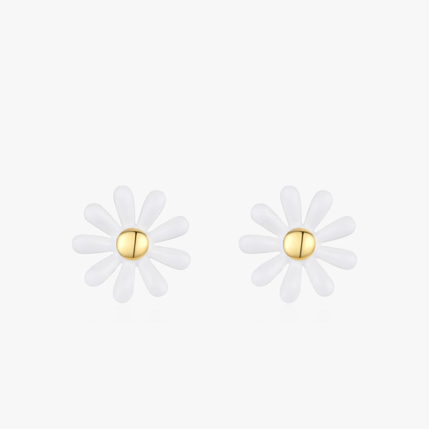 Sterling silver earrings with flower earrings detail in 925 sterling silver