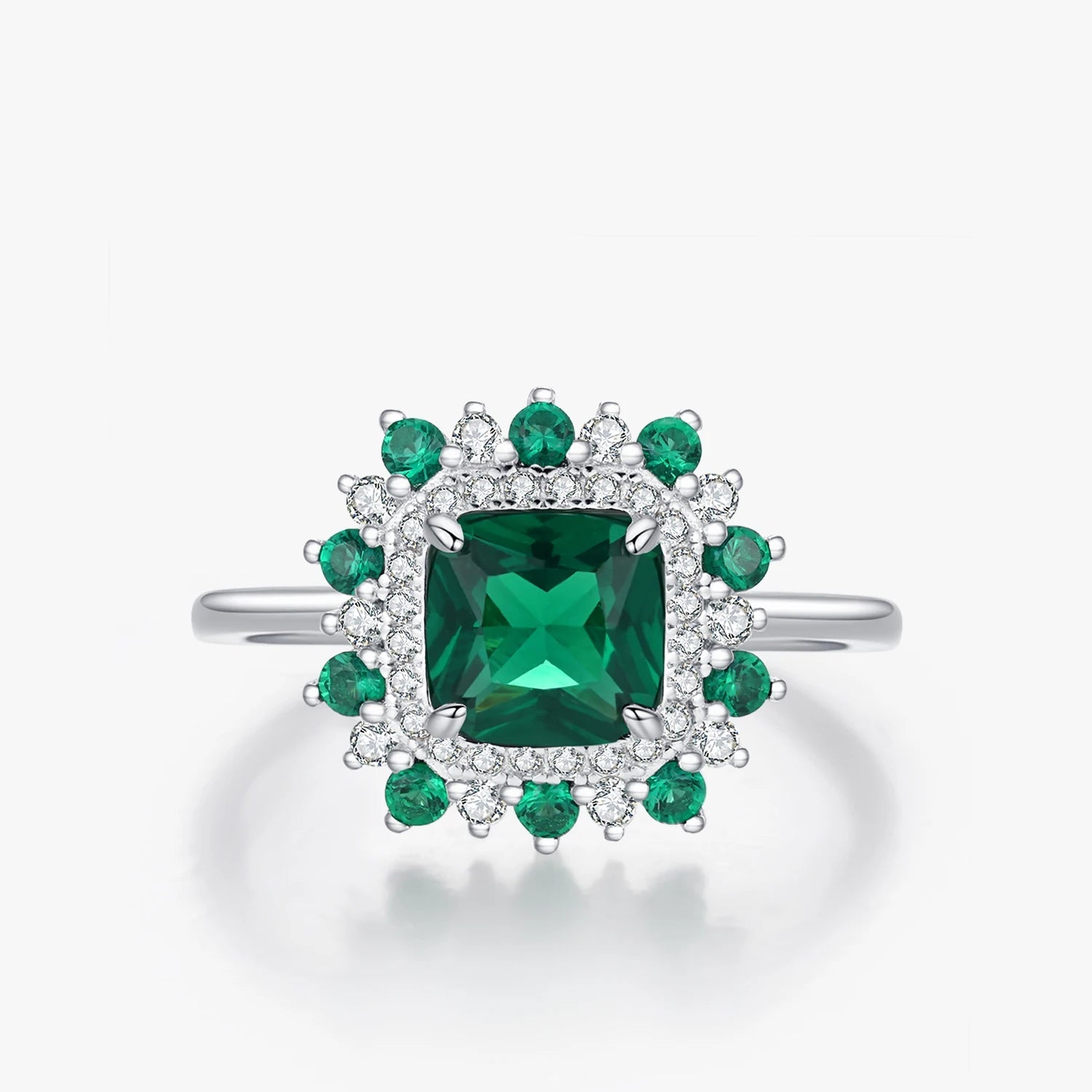 Ring vintage cocktail ring with green stone set in 925 sterling silver