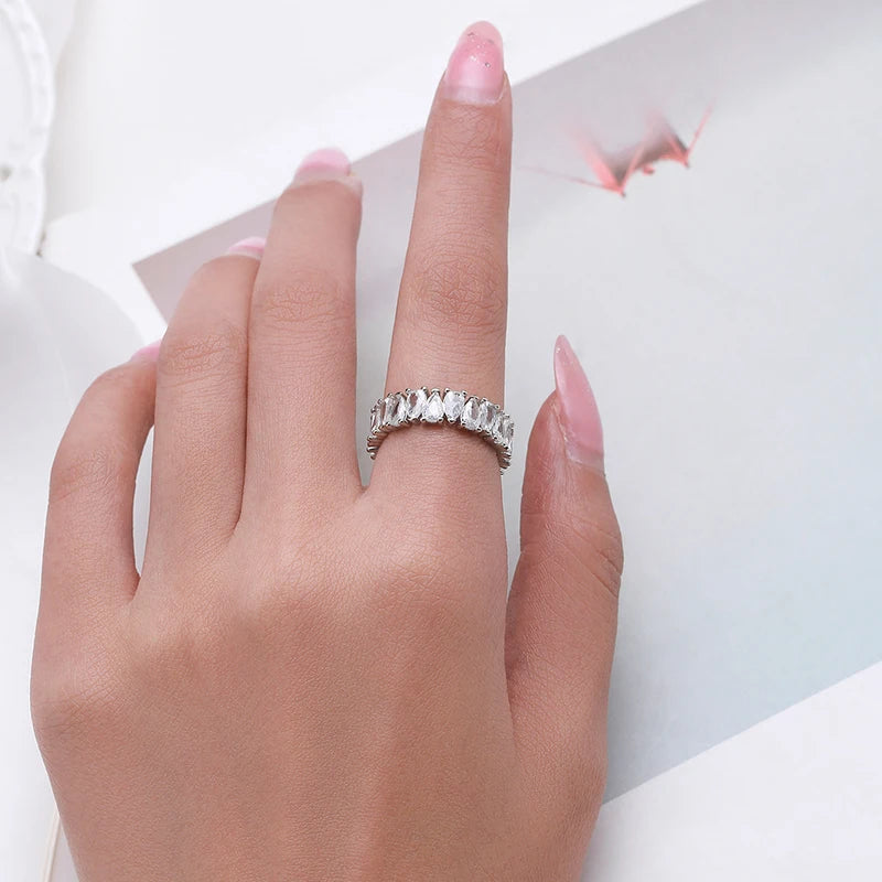 Close up zircon ring showing ring size from ring fit details