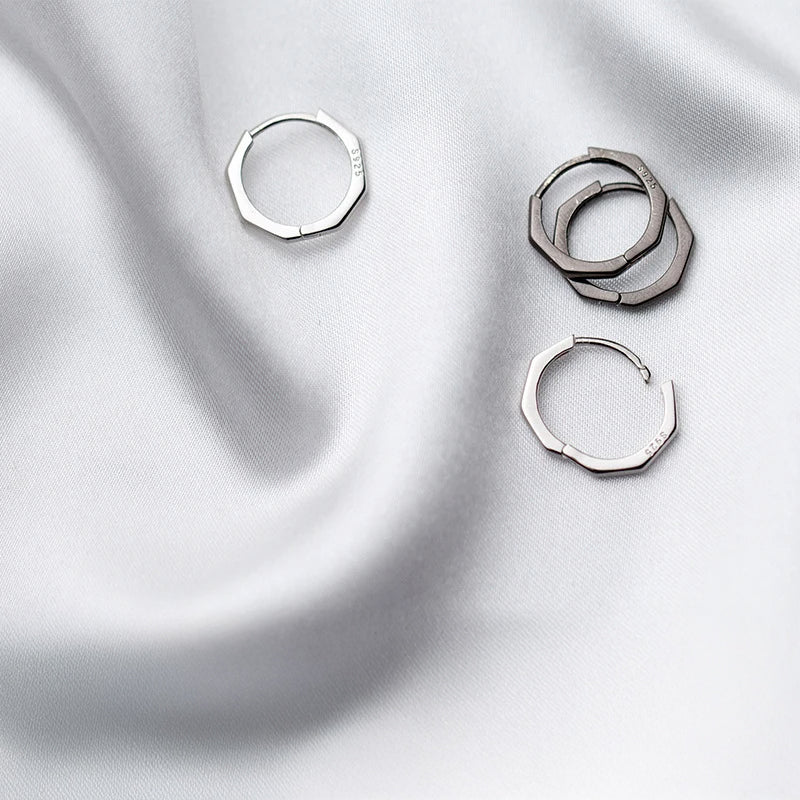 Women earrings hoop design in black color for daily wear