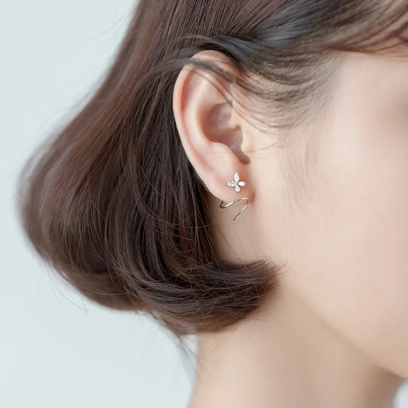 Stud earrings with butterfly earrings charm in polished 925 silver