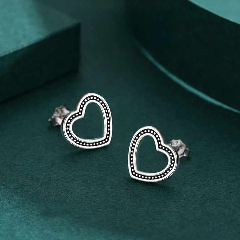 Vintage Heart Pattern Stud Earrings