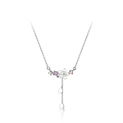 Twinkling Zircon White Shell Flower & Heart Pendant Necklace