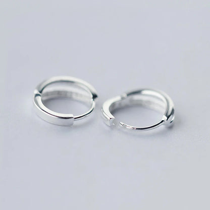 Stylish Tiny Minimalist Hoop Earrings