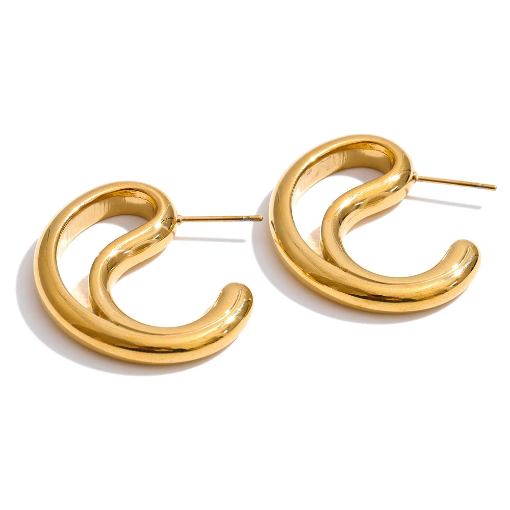 Minimalist stainless earrings with distinctive open design