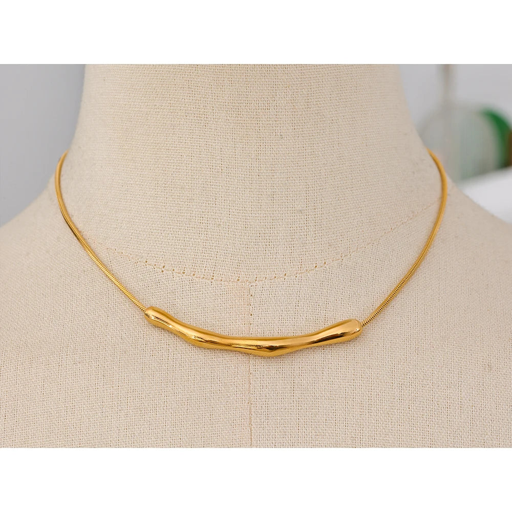 Waterproof 18K Gold Cast Chain Clavicle Necklace