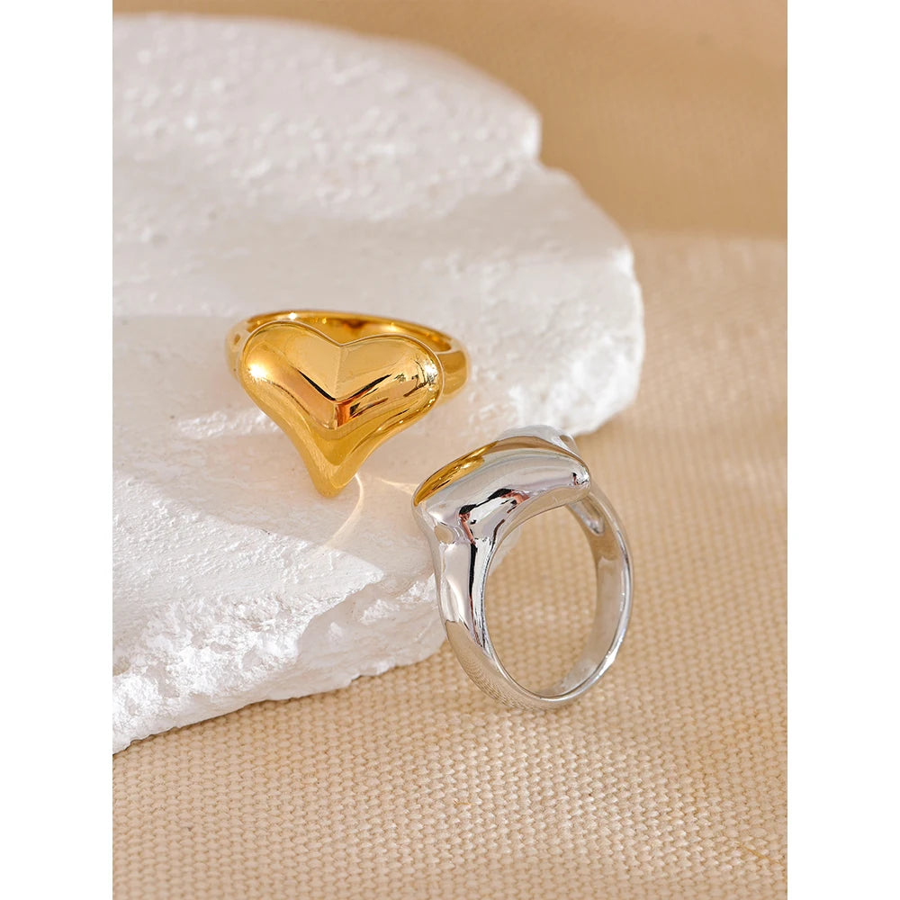 Heart Love Ring - Water Resistant 18K PVD Plated