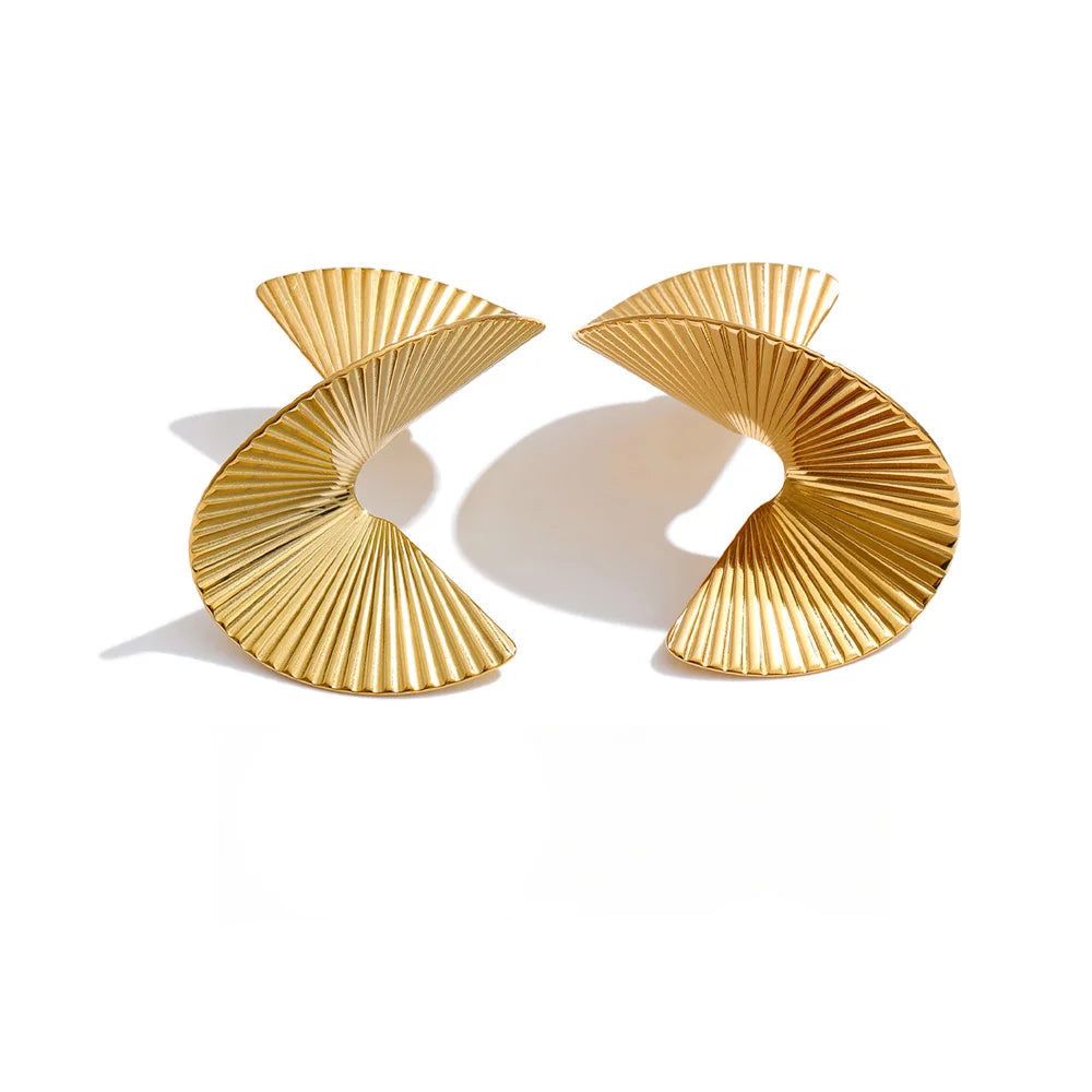 Gold plated metal twist geometric stud earrings in stainless steel
