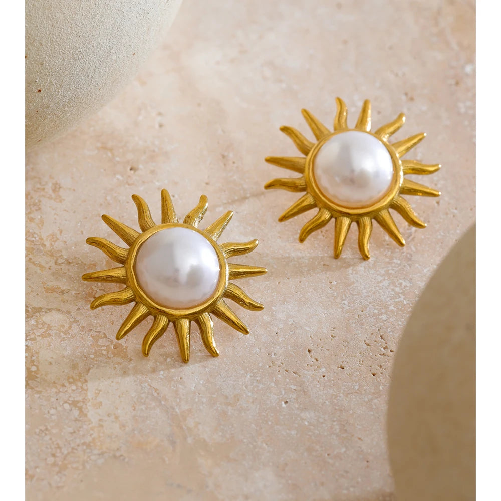 Elegant pearl earrings gold design in sunburst style studs