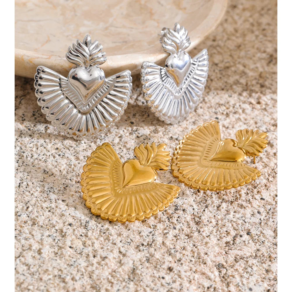 Stainless steel earrings with polished gold plated finish