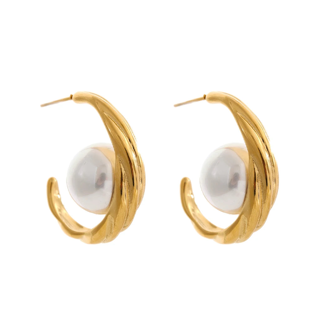 Minimalist stainless steel jewelry huggie earrings with pearl