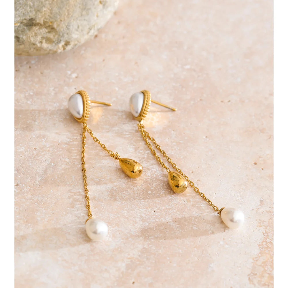Elegant earrings earrings gold with pearl long chain design