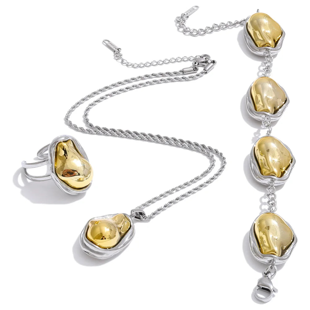 Vintage fashion jewelry set with baroque simulated pearls