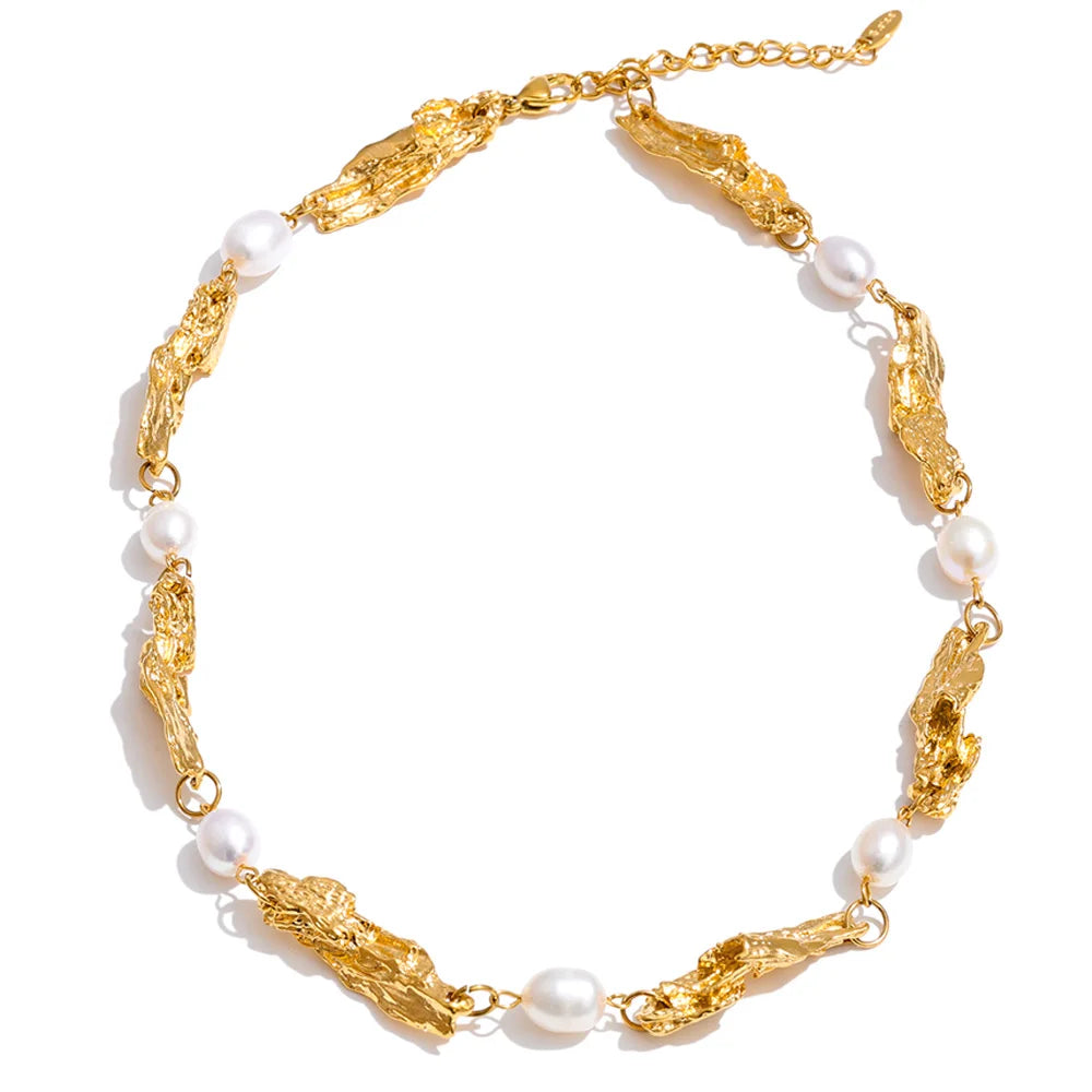 Modern pearl and necklace look with handmade lava texture