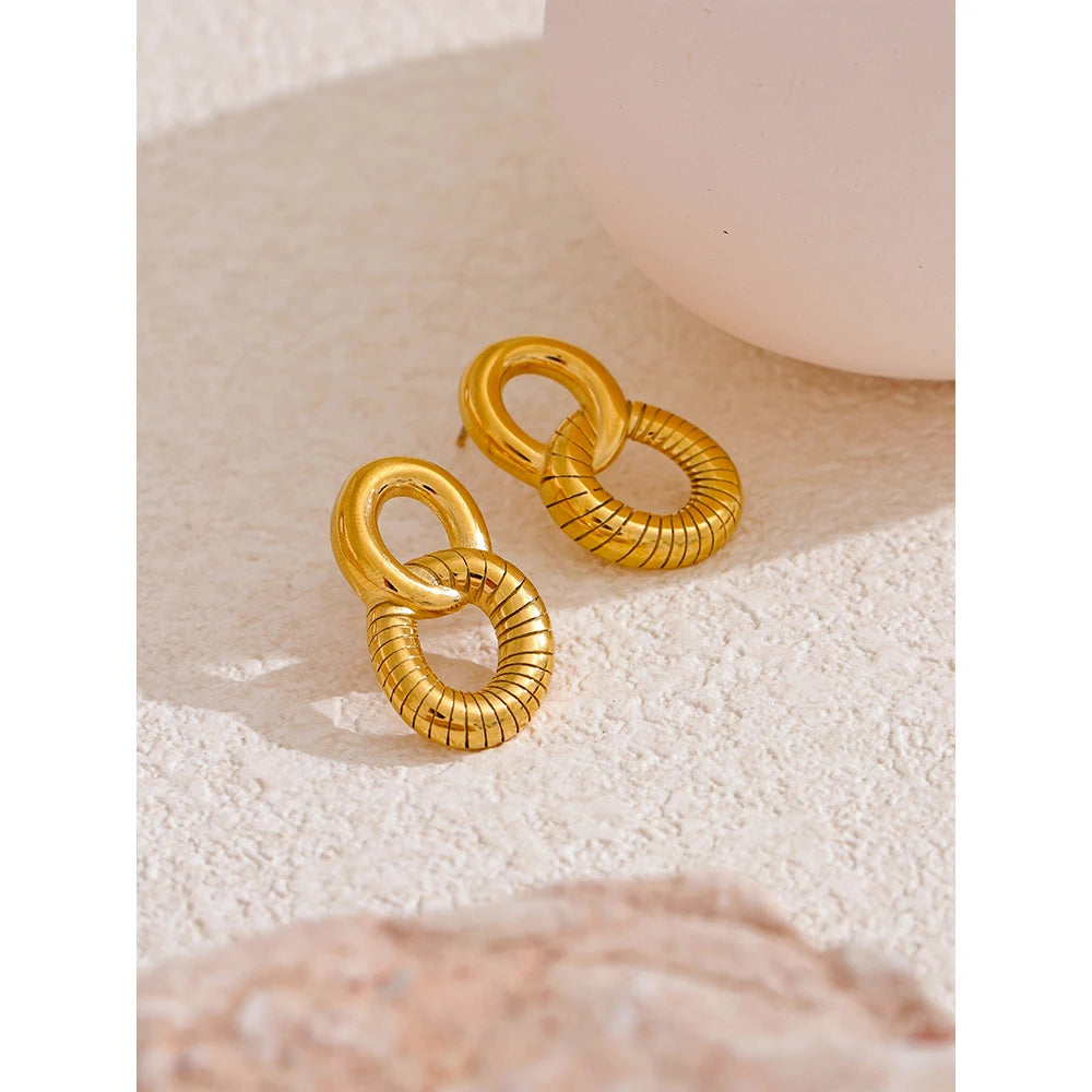 18K Gold Double Round Stud Earrings