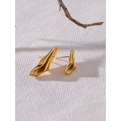 Asymmetrical Geometry Metal Stud Earrings in Gold