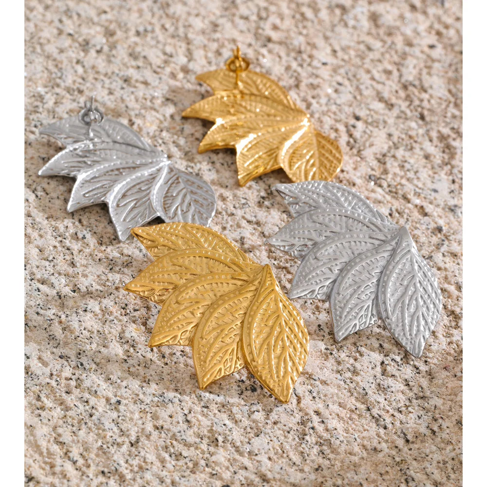 Tarnish resistant stainless steel earrings with refined look