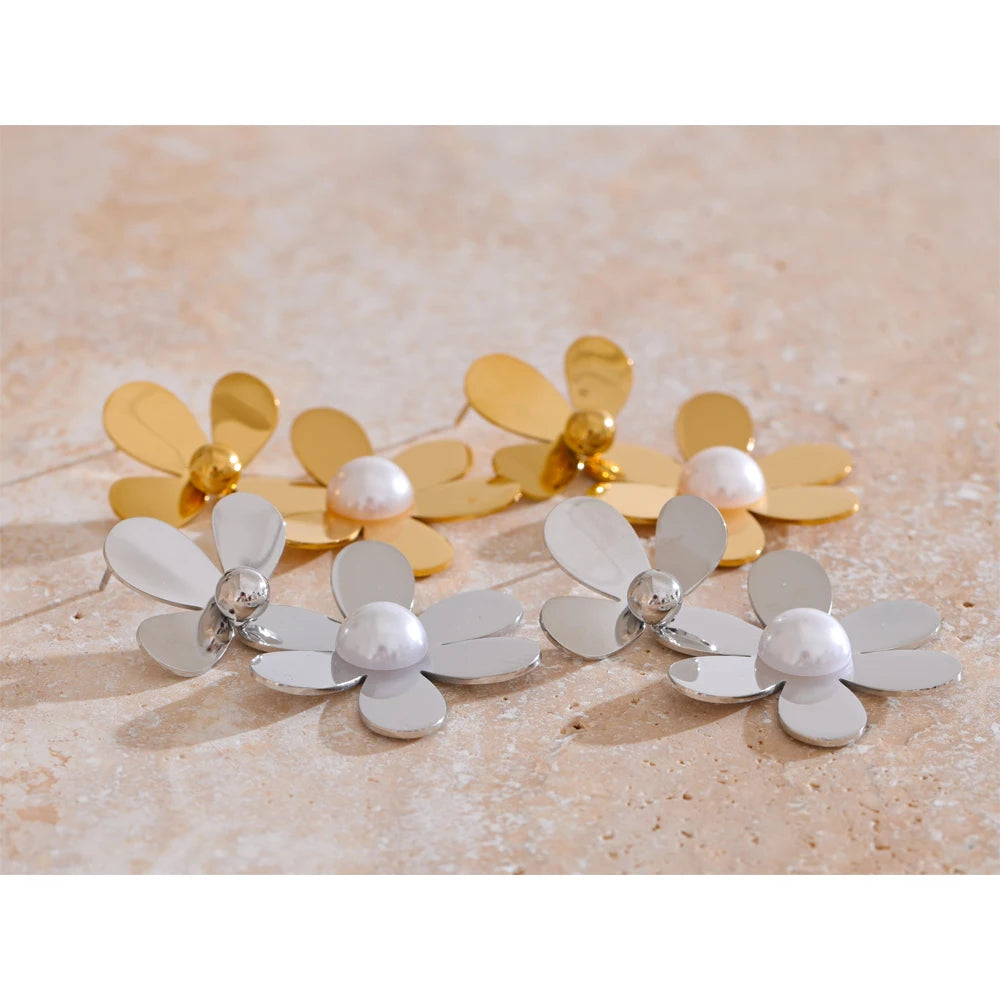 Glossy Metal Flower Drop Earrings with Pearls