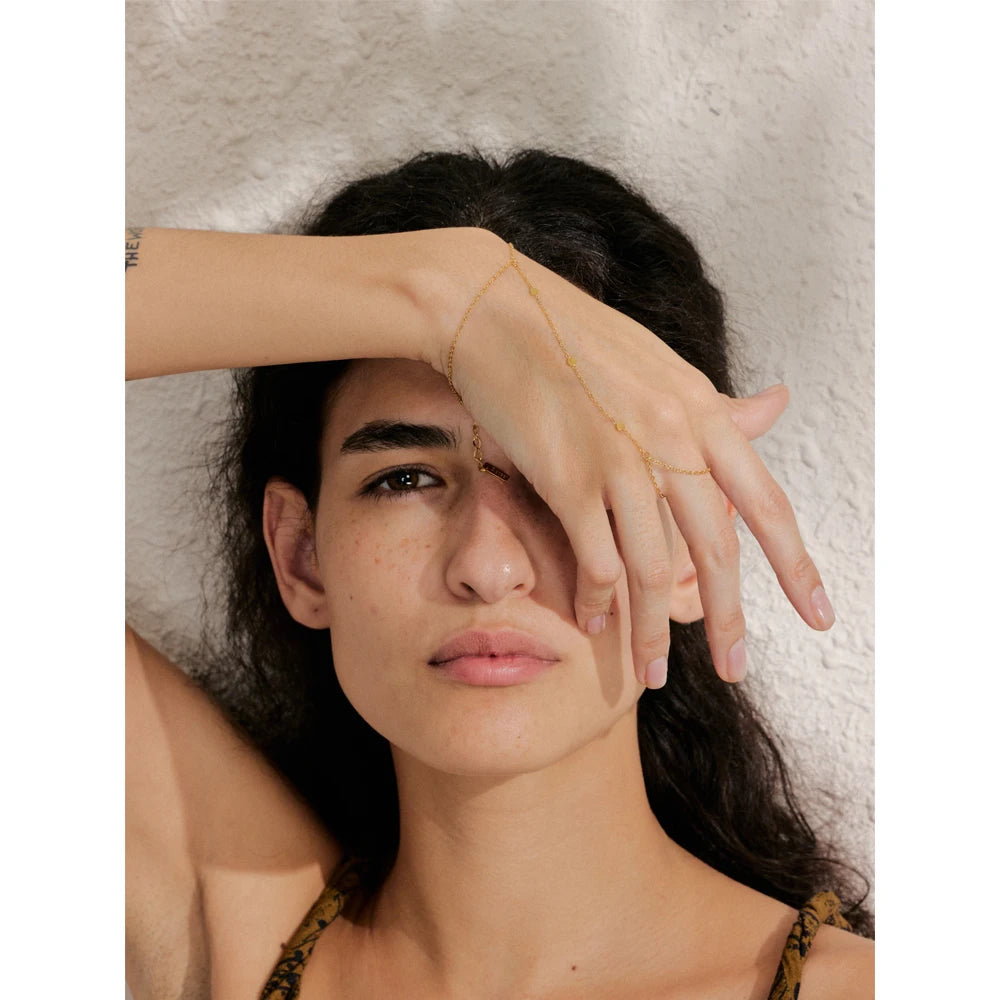 Minimalist hand chain styled for women with bracelet looks and daily ease