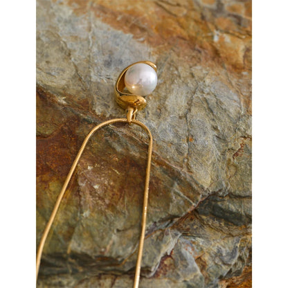 Elegant Geometric Imitation Pearl Pendant Necklace