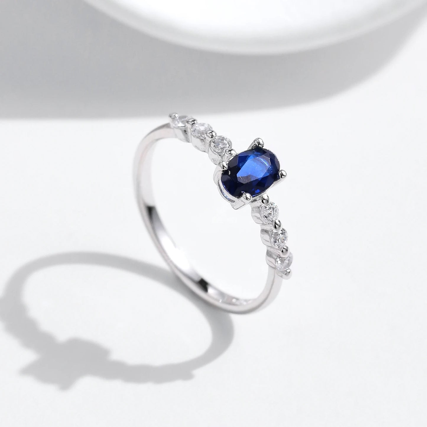 Vintage Blue Oval Zirconia Cocktail Ring