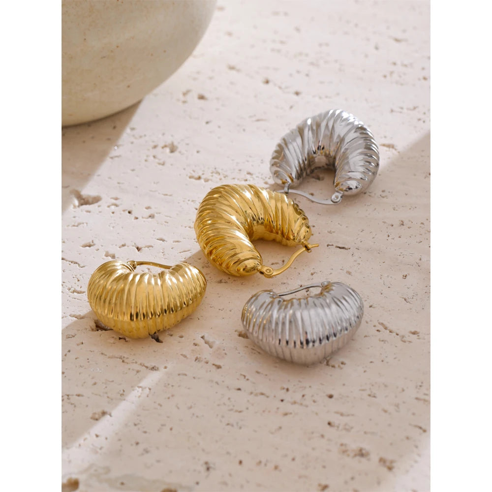 Earring earrings style with chunky earrings gold look for daily wear