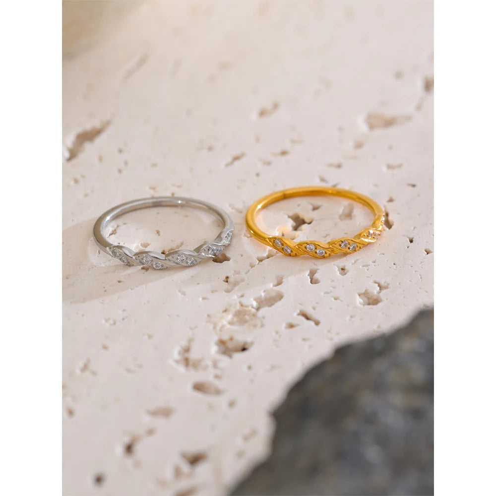 Profile angle of stainless steel for jewelry ring with smooth interior finish