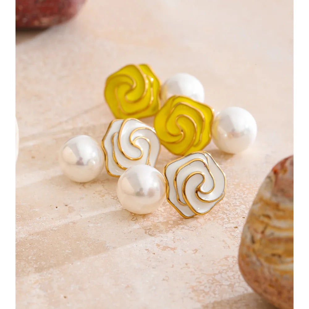 Classic ear rings gold earrings with imitation pearls