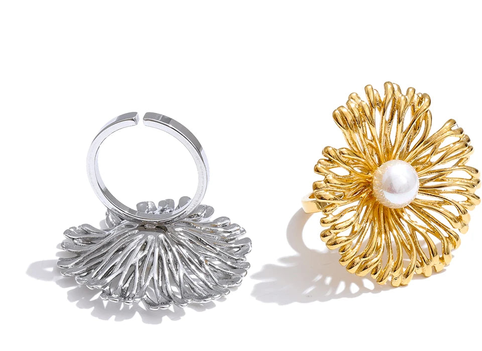 Romantic gold ring gold design with pearl top