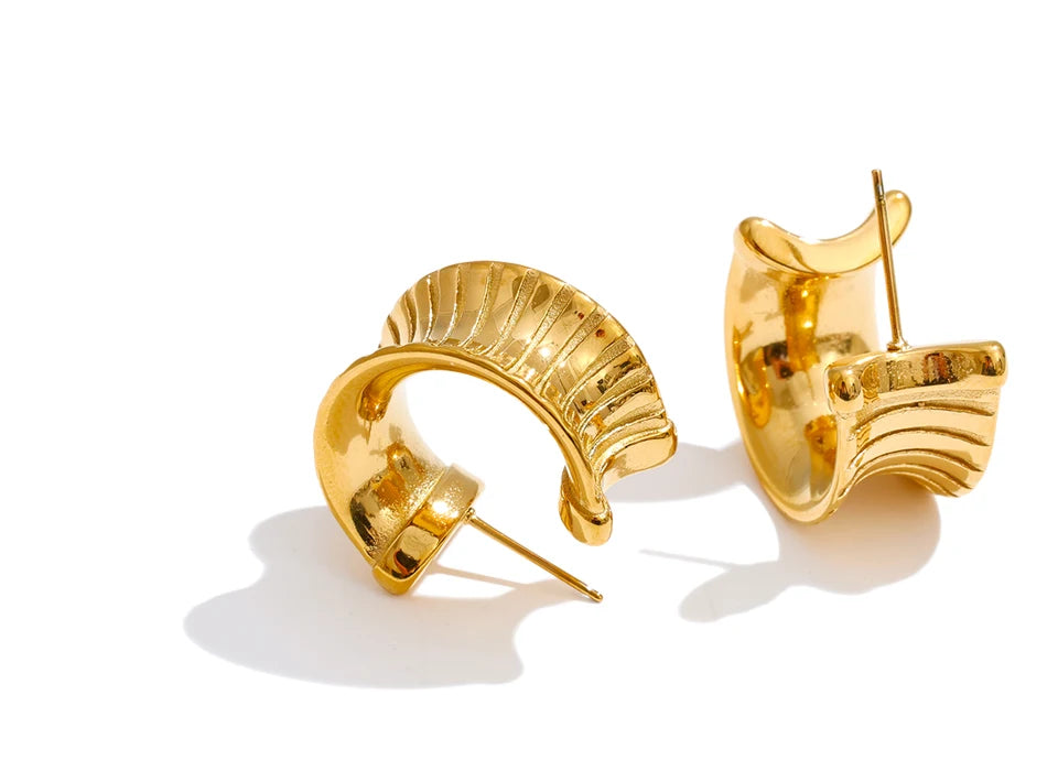 Earrings gold earrings with huggie style and striped texture