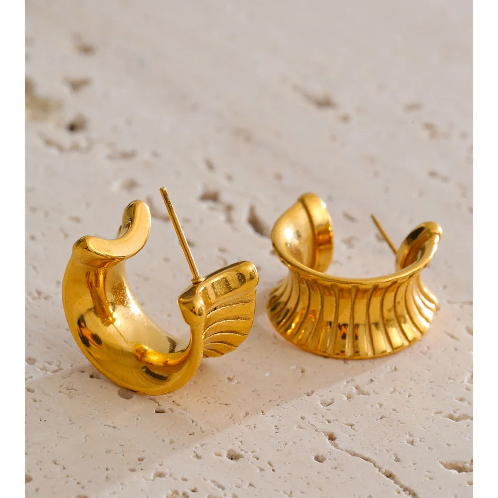 Stainless steel jewelry gold huggie earrings daily style