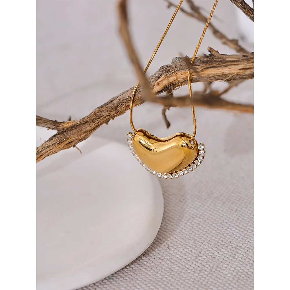 Sweet Heart Pendant Necklace