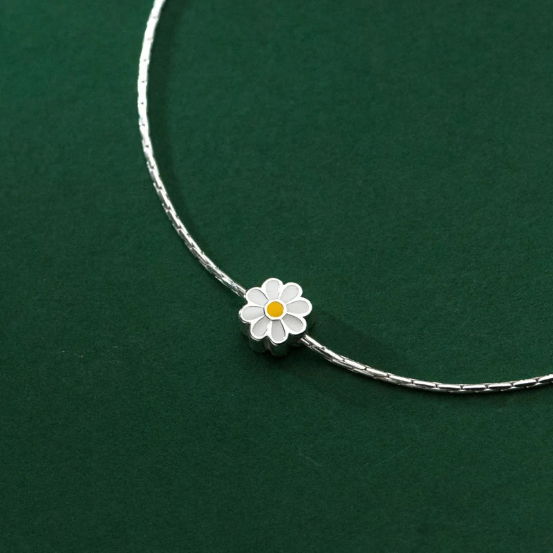 Adjustable Enamel Daisy Charm Bracelet in 925 Sterling Silver