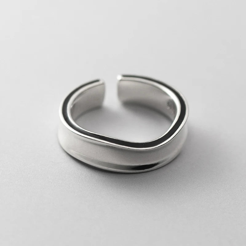 Adjustable Irregular Smooth Ring