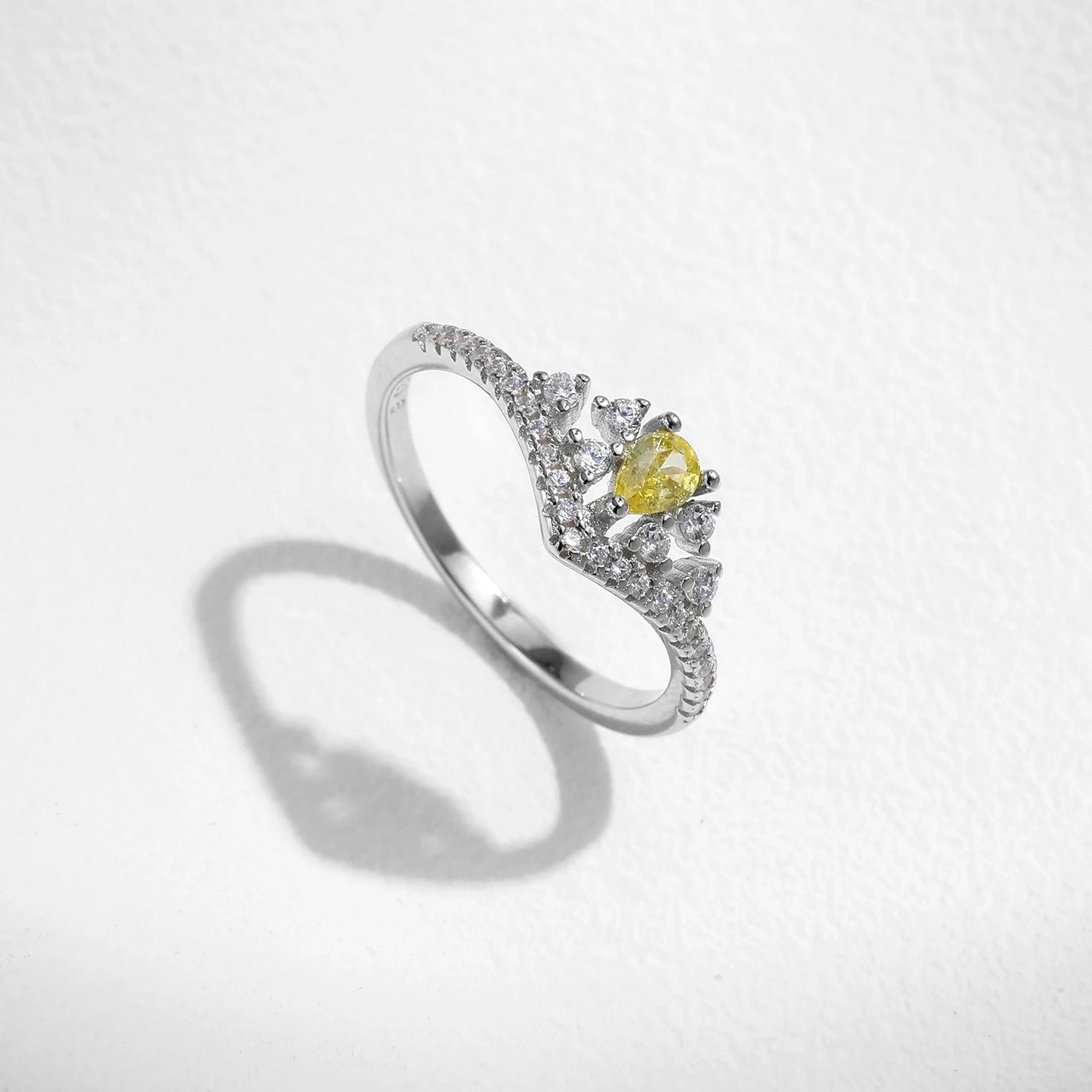 Silver ring in 925 silver highlighted by yellow cz for luxury jewelry looks
