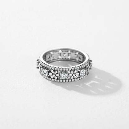 925 Sterling Silver with CZ Vintage Daisy Flower Ring