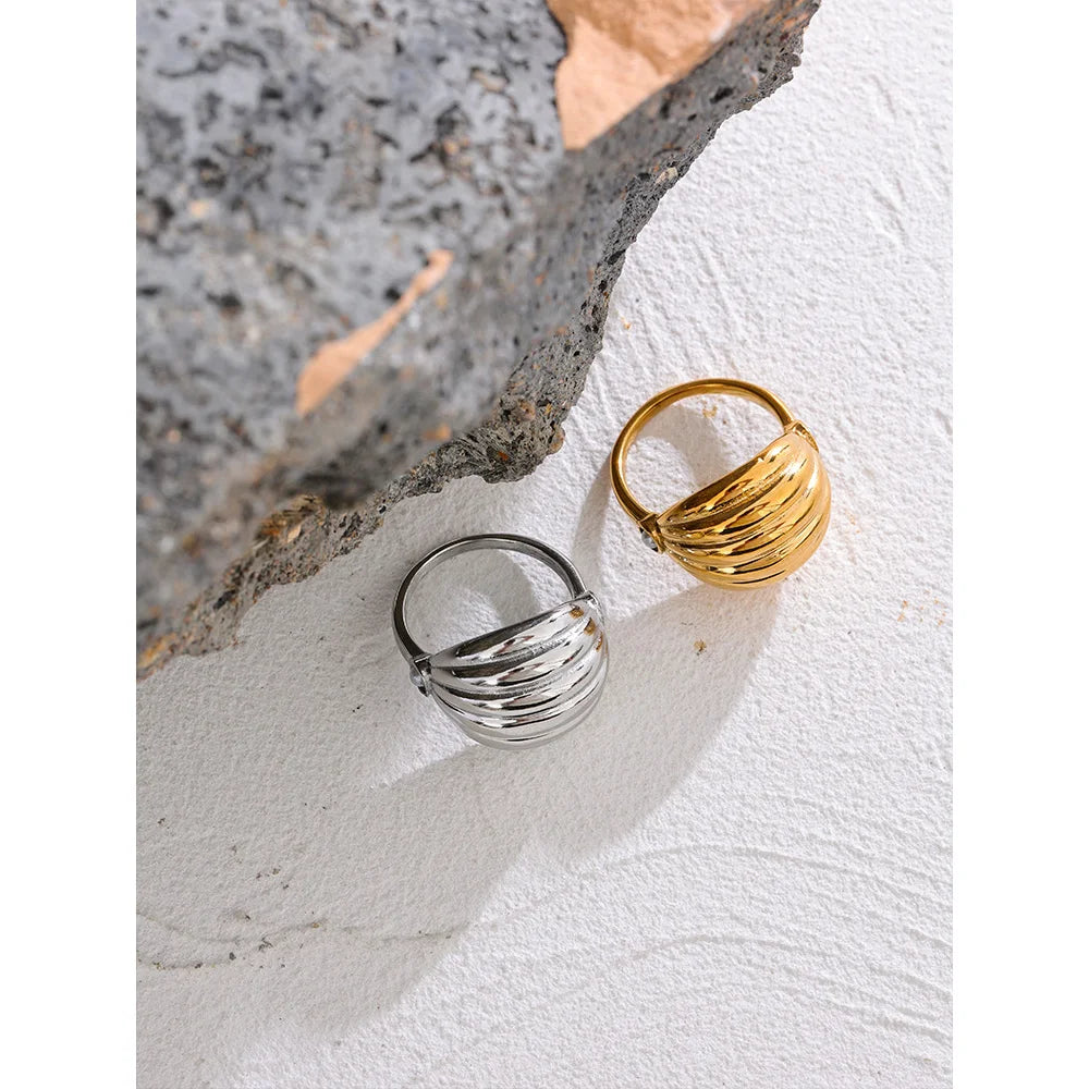 Luminous ring gold ring surface with timeless appeal