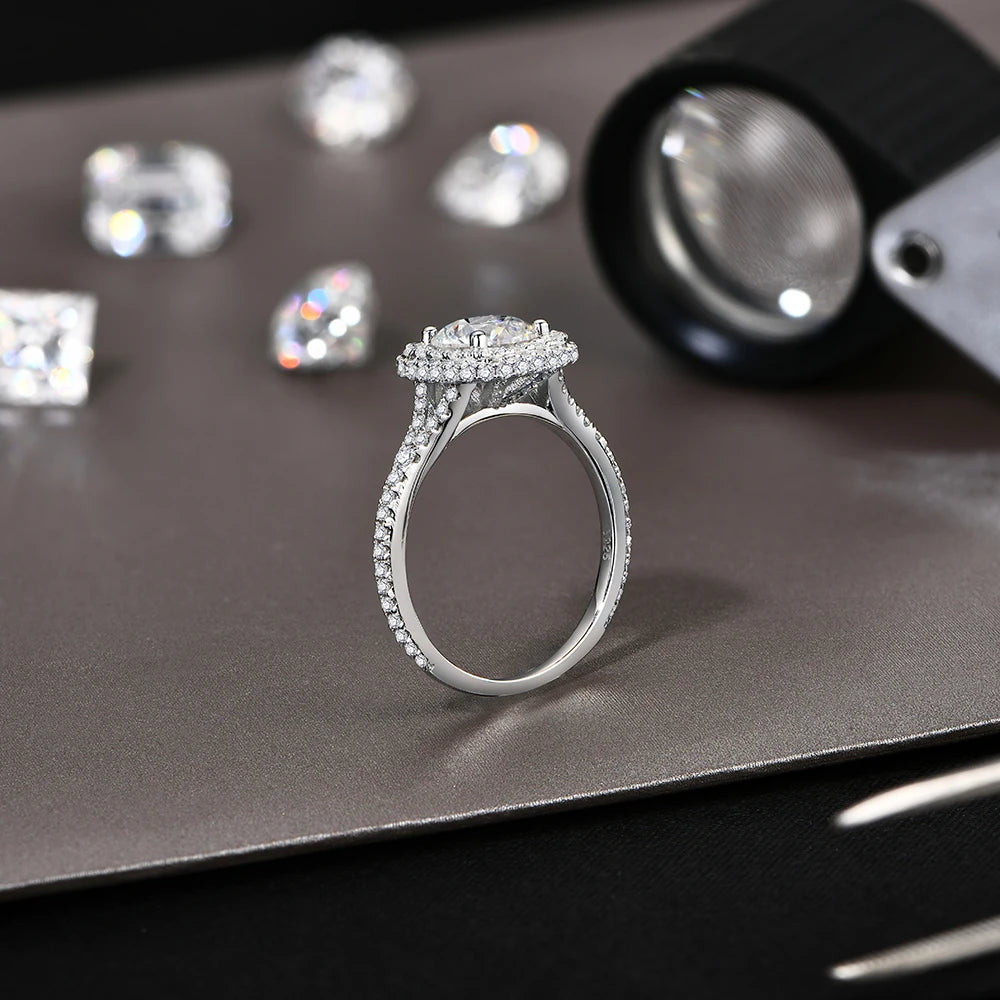 Silver ring showing moissanite diamonds sparkle with ring size ease