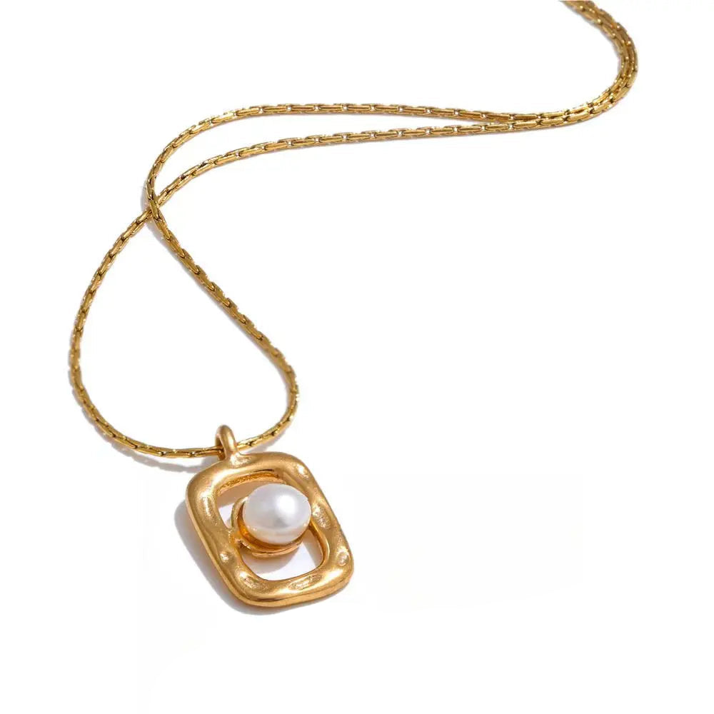 Rectangle pendant necklace with natural pearl and gold plated finish