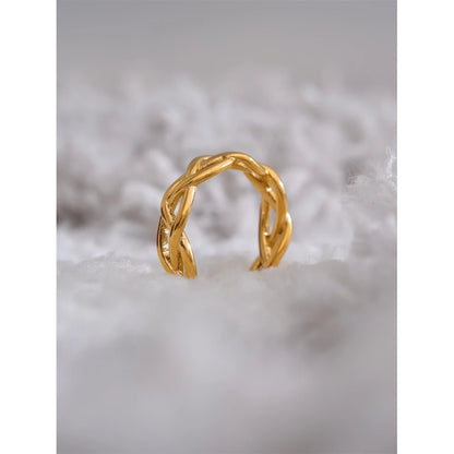 Vintage Woven Finger Ring in Gold