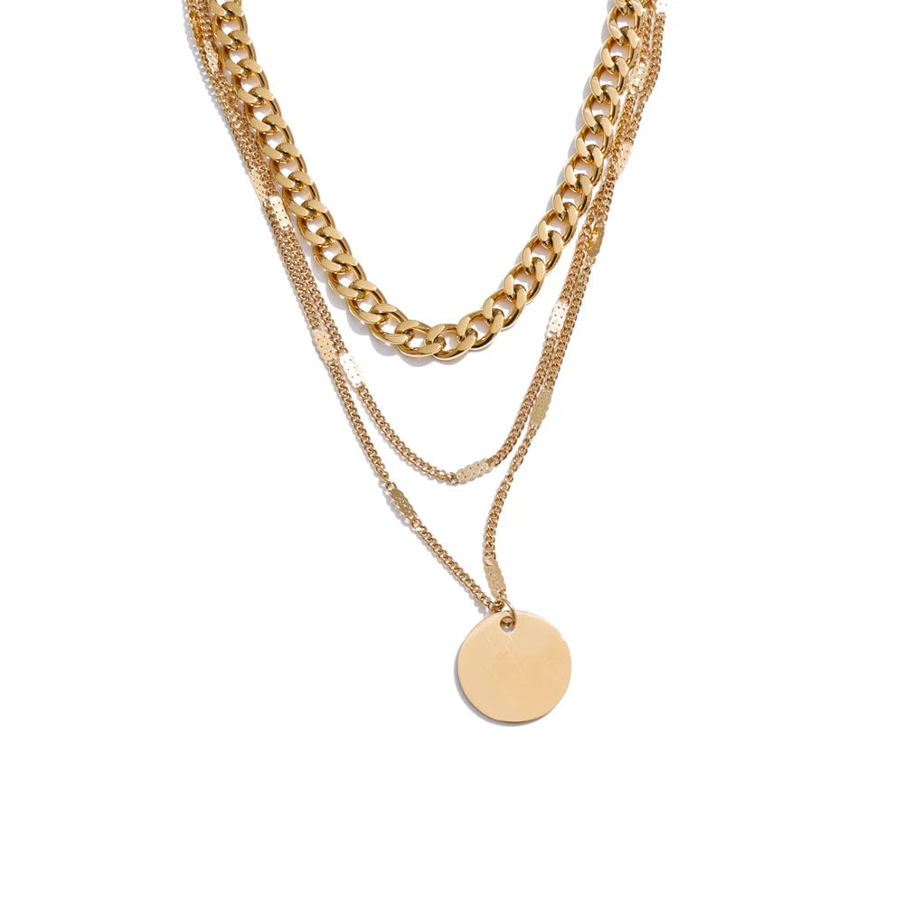 Layered Cuban chain pendant necklace in gold plated stainless steel jewelry