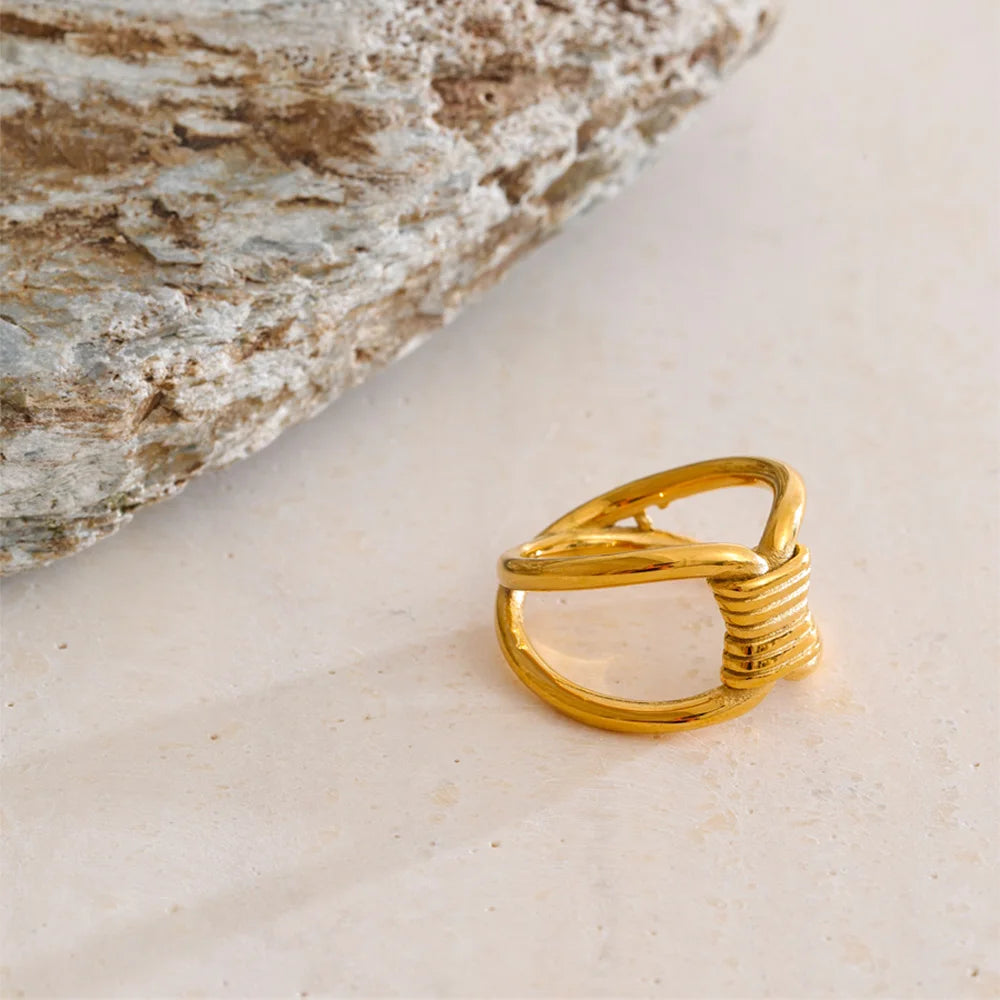 Chic knot design gold ring ring for women