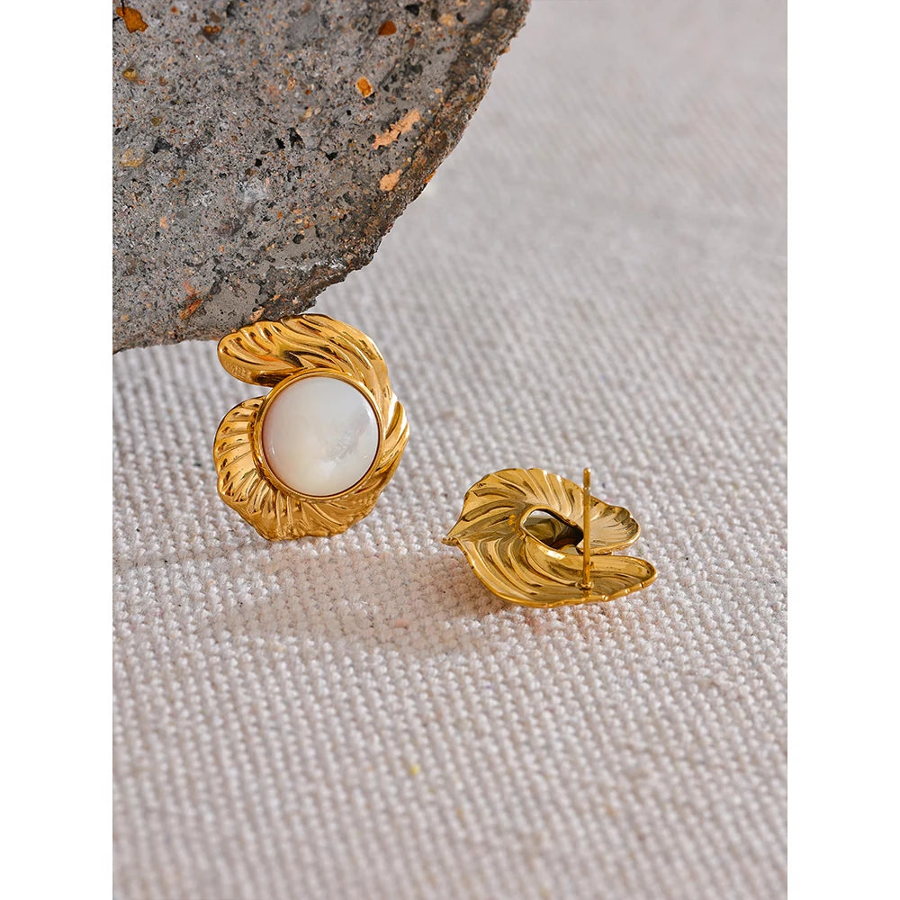 Natural Shell Geometry Stud Earrings