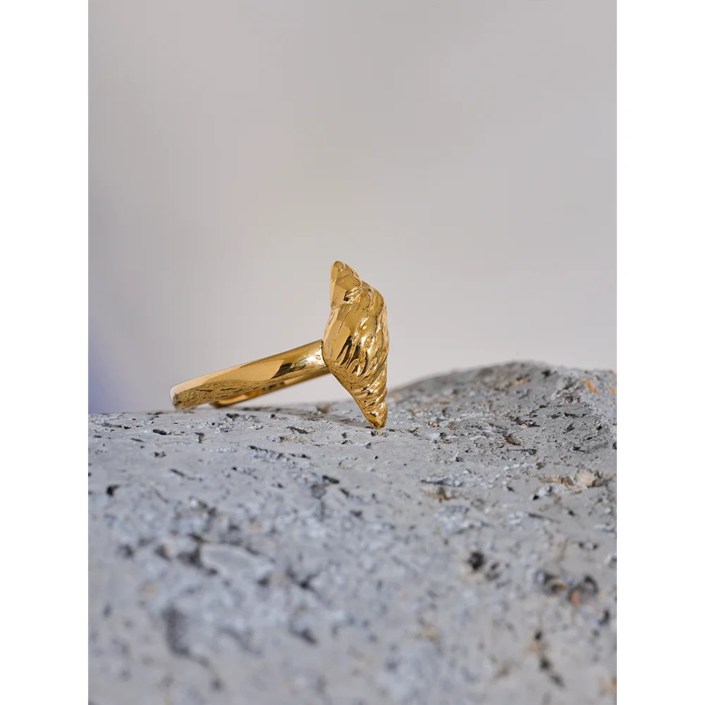 Beach Style Conch Open Ring in Gold