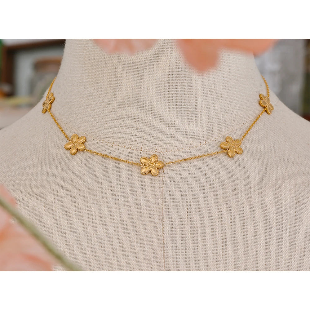 Trendy Flower Chain Necklace & Bracelet Set