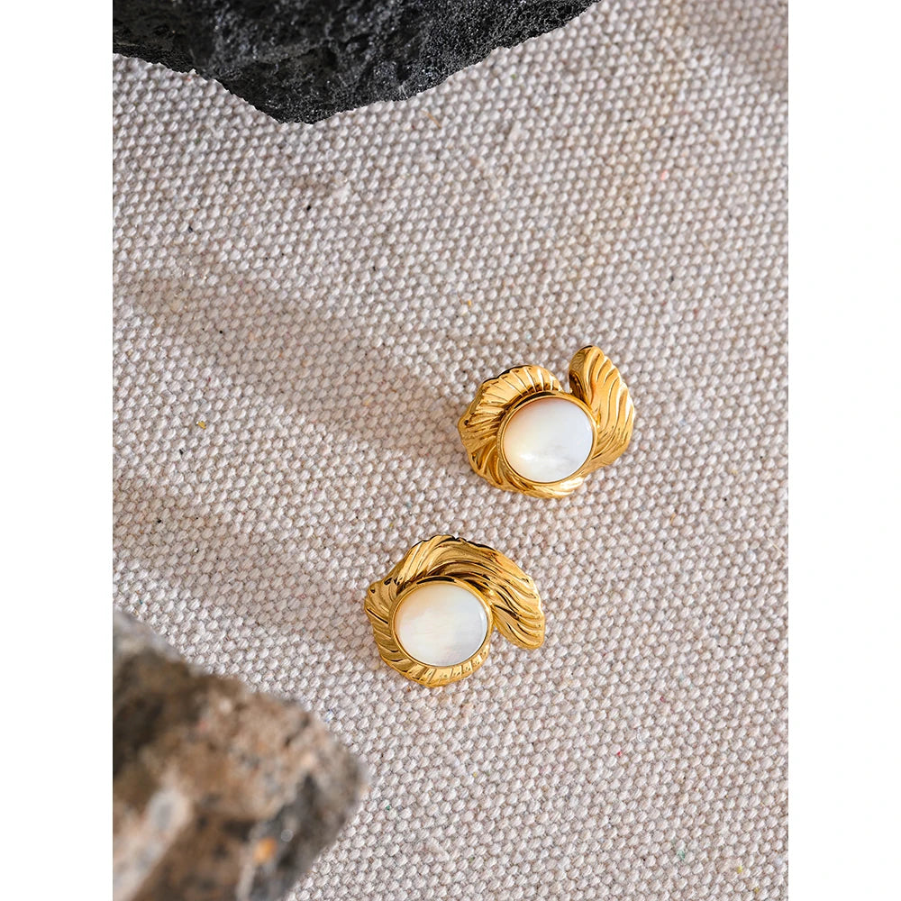 Natural Shell Geometry Stud Earrings