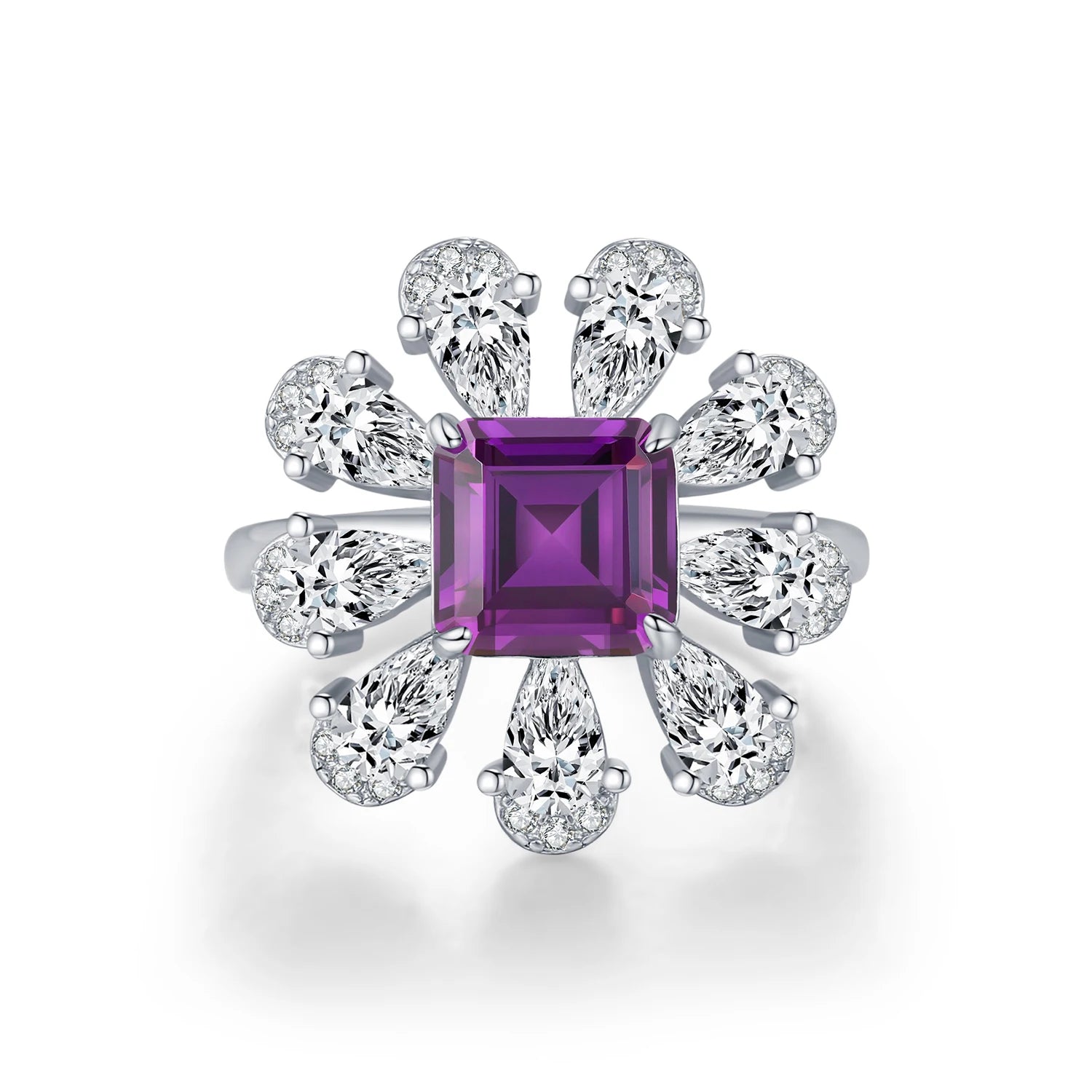 Ring with size violet flower motif Asscher texture