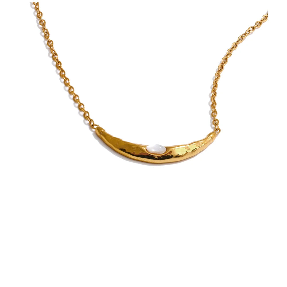 Gold plated shell and moon pendant necklace in stainless steel jewelry