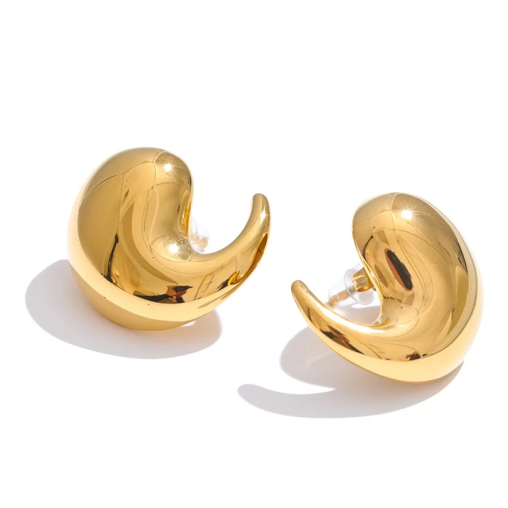 Water-drop comma stud earrings in gold plated stainless steel jewelry